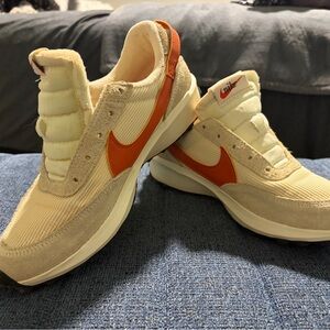 Nike Cream & Orange Retro Runner Sneakers